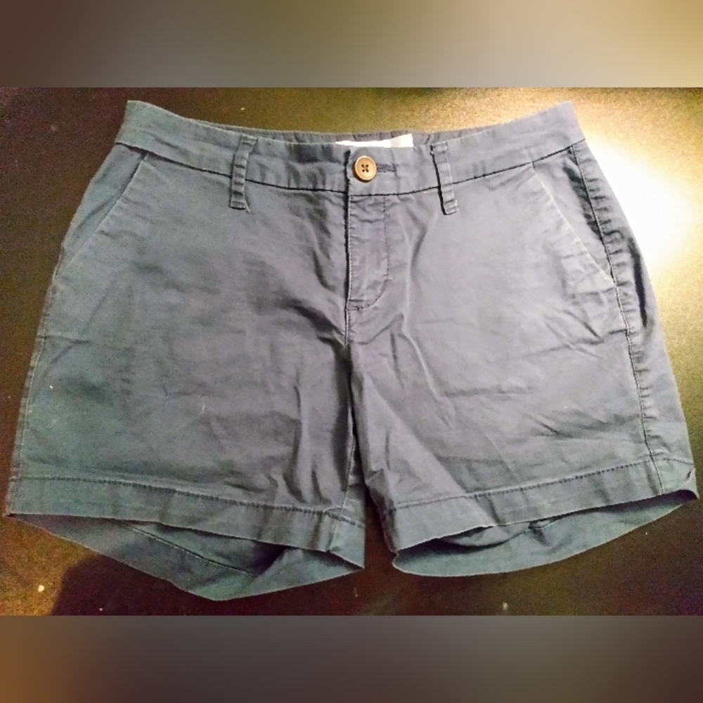 Old Navy Women's Size 0 Khaki Navy Blue Shorts